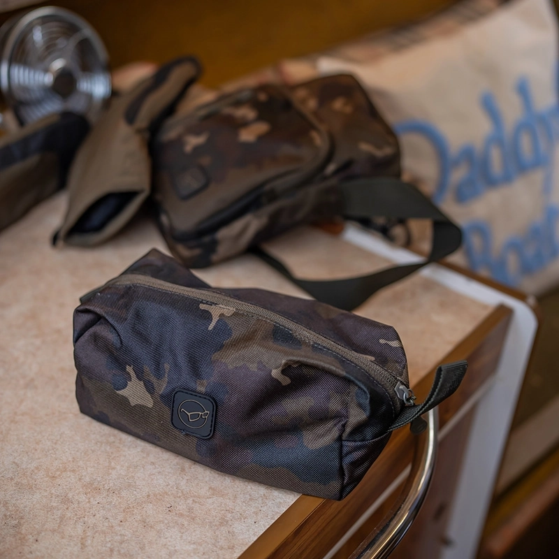 Korda Dark Kamo Wash Bag